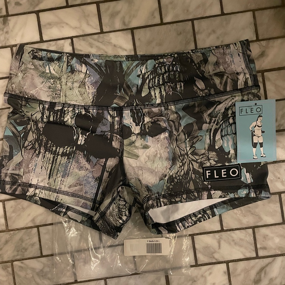 Brand new Forest in the Skulls Fleo